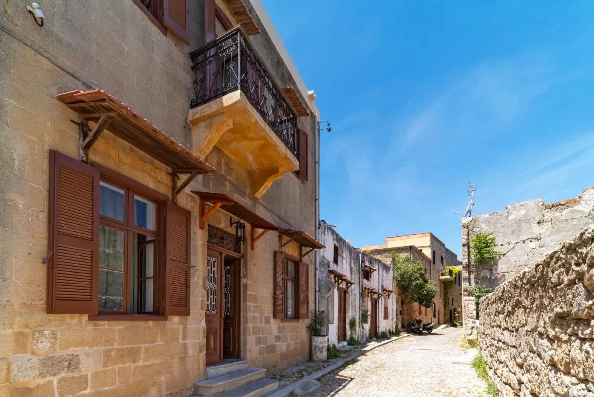 Image 2 of Traditional 3 bedroom house in the Old Town