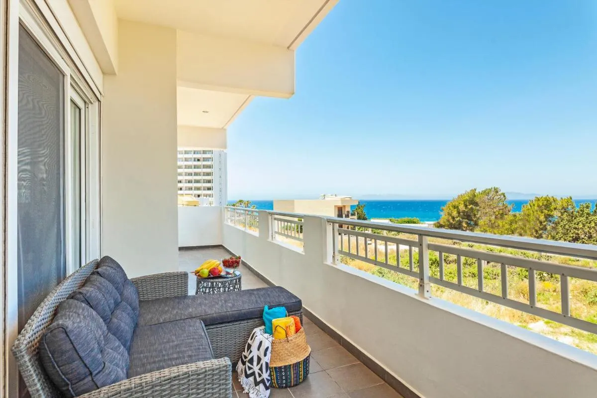 Image 5 of Unique Sea & Sunset Residence