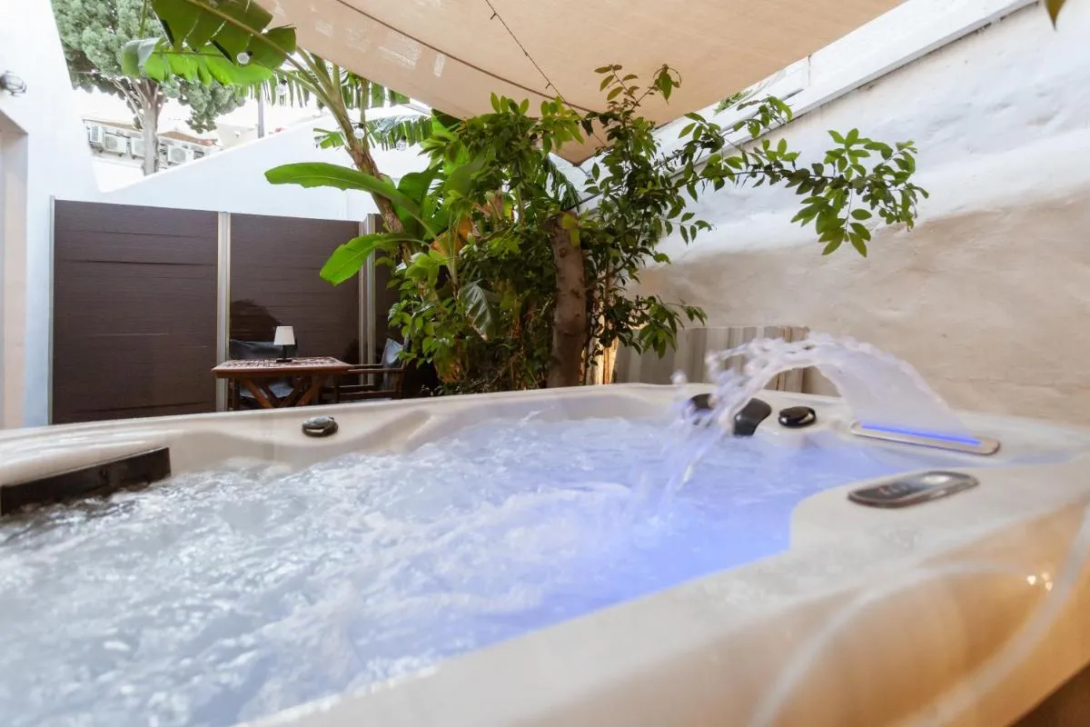 Image 1 of Utopia Luxury Suites – Old Town