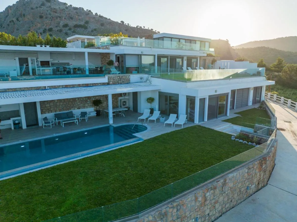 Image 5 of Villa Akrotiri