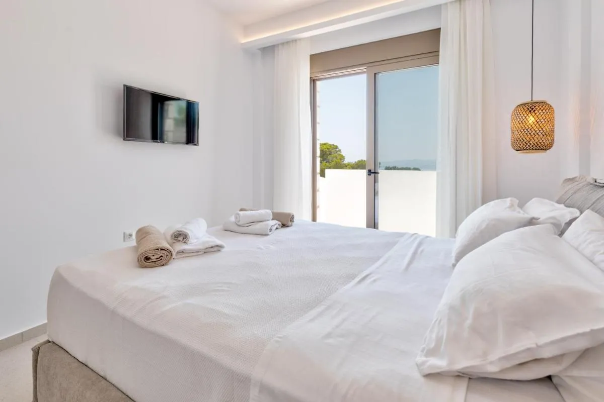 Image 1 of Villa Lara AmberBlue Pefkos