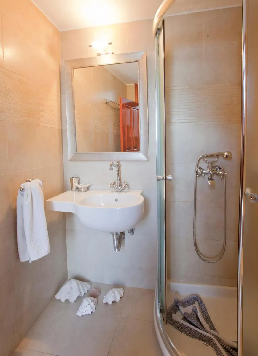 Image 4 of Villa Lindos