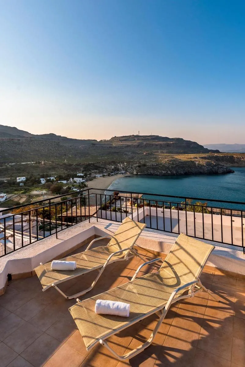 Image 3 of Villa Lindos Muse
