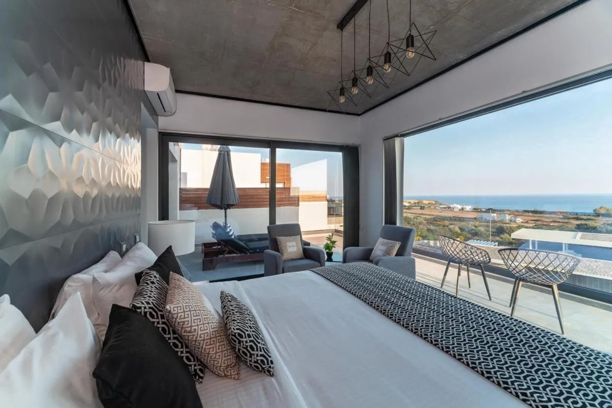 Image 1 of amara luxury villas